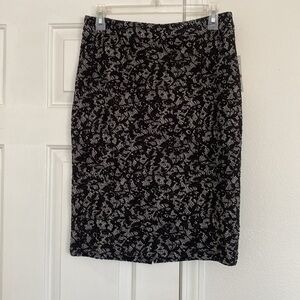 Michael Kors NWT classic black and white pencil skirt with gold zipper.